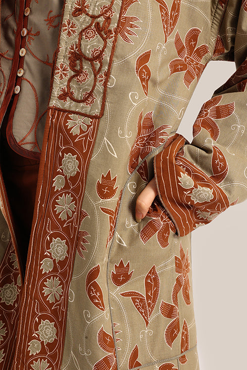 Embroidered reversible long-sleeve cotton coat